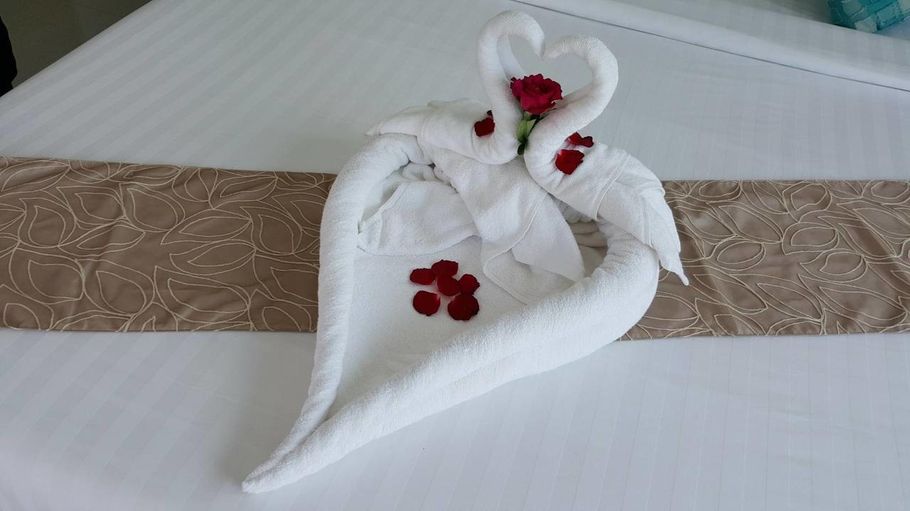 ปานใจ เพลส Hotel ชะอำ ภายนอก รูปภาพ