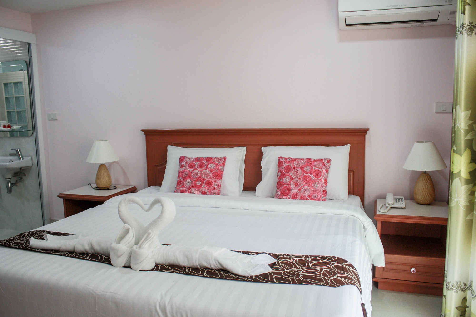 ปานใจ เพลส Hotel ชะอำ ภายนอก รูปภาพ