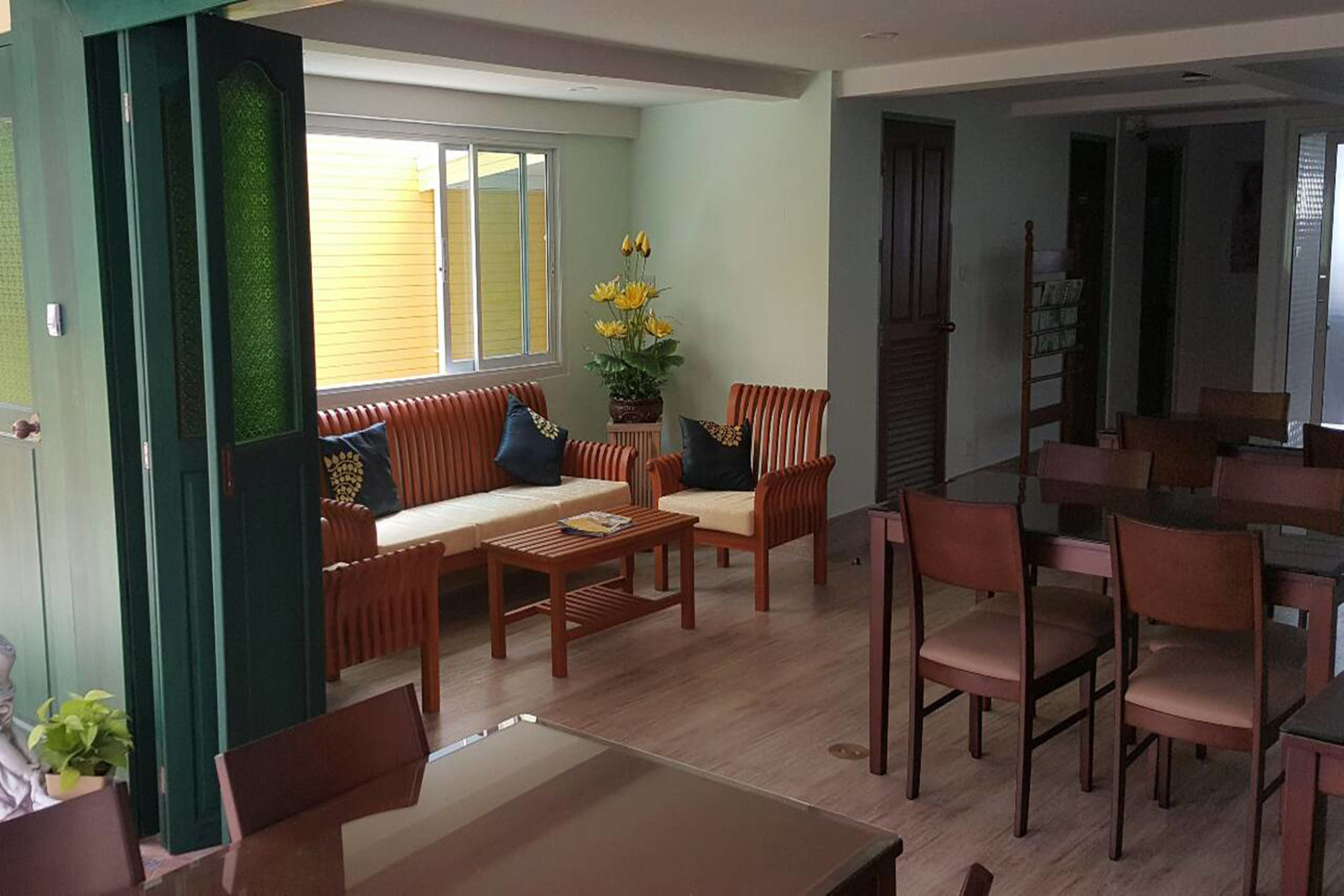 ปานใจ เพลส Hotel ชะอำ ภายนอก รูปภาพ